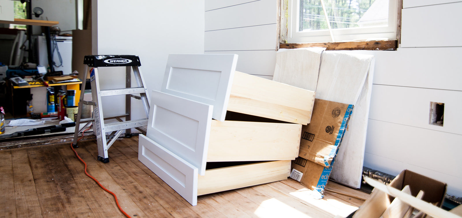 Plumb, Level + Square